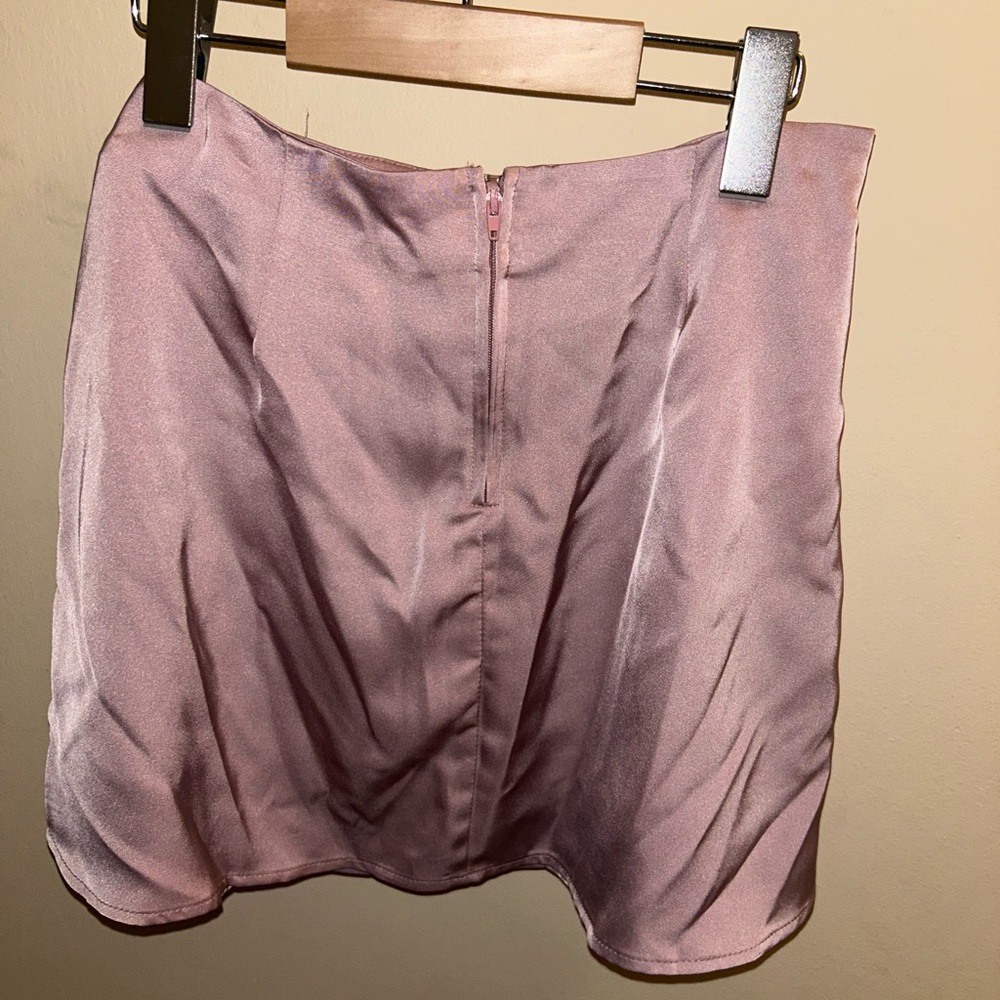 Elegant Pink Wrap Skirt - Picture 3 of 4
